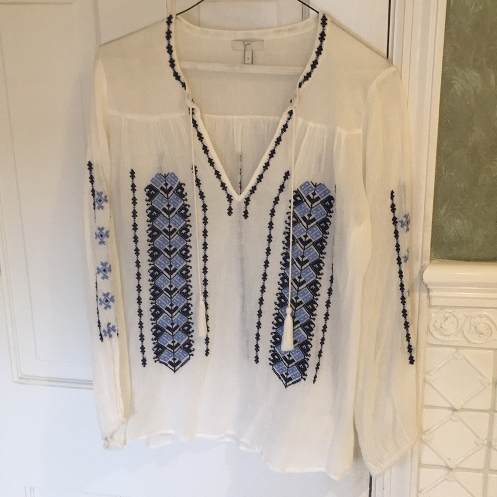 Gently worn EUC Joie Gauze Embroidered Top